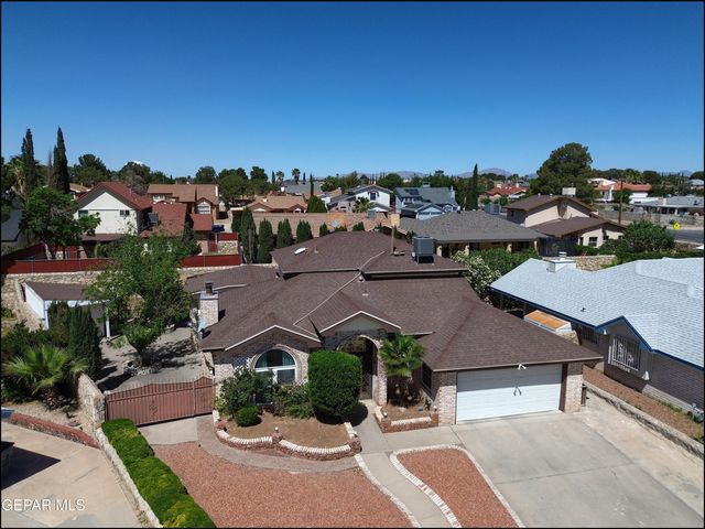 1857 RALPH JANES Place, El Paso, TX 79936