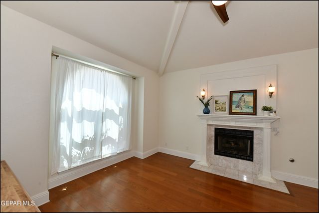 1857 RALPH JANES Place, El Paso, TX 79936