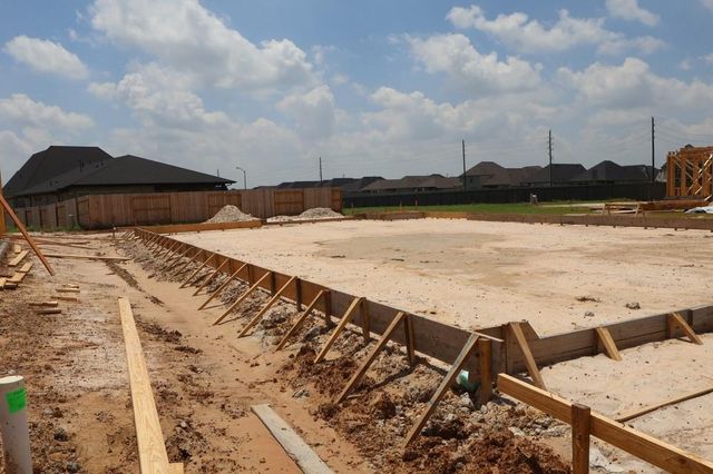 16414 Switchgrass Grove Lane, Hockley, TX 77447