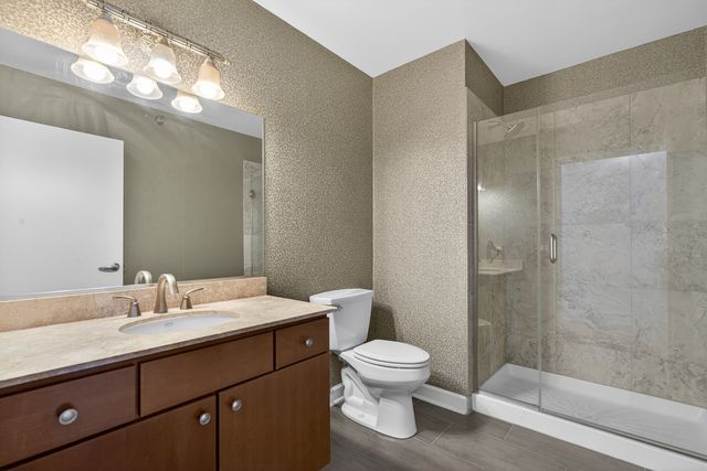1600 S Prairie Avenue 1901, Chicago, IL 60616
