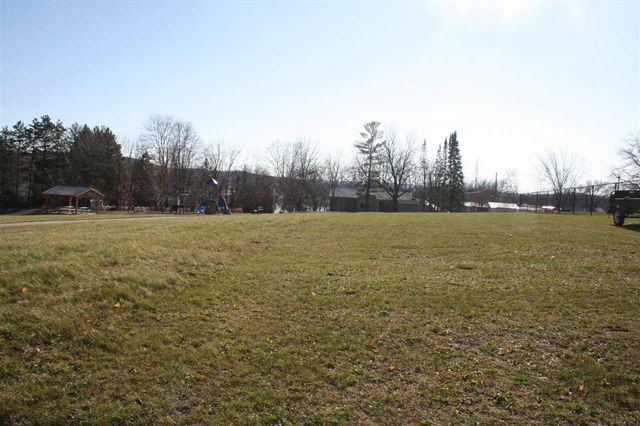 L7 Lake View Avenue, Merrimac, WI 53561