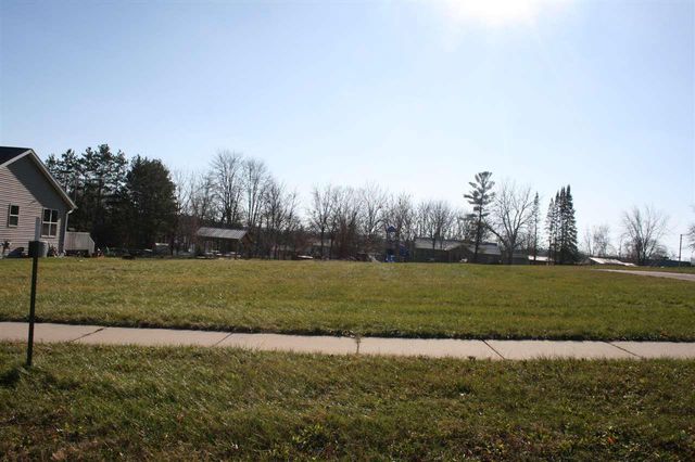 L7 Lake View Avenue, Merrimac, WI 53561
