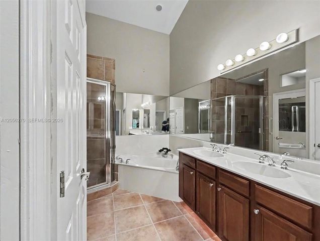 8390 Big Acorn CIR 1103, Naples, FL 34119