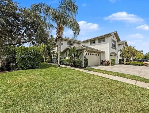 8390 Big Acorn CIR 1103, Naples, FL 34119