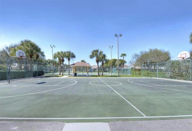 8390 Big Acorn CIR 1103, Naples, FL 34119