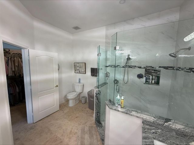 32 Monterey Pointe Drive 32, Palm Beach Gardens, FL 33418