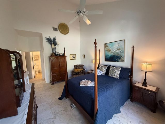 32 Monterey Pointe Drive 32, Palm Beach Gardens, FL 33418