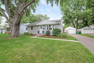 5122 53rd Avenue N, Crystal, MN 55429