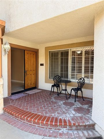 12022 Falcon Crest, Los Angeles, CA 91326