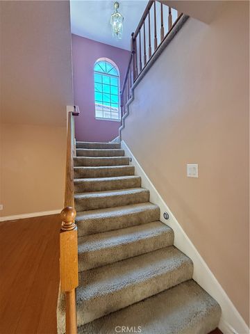 12022 Falcon Crest, Los Angeles, CA 91326