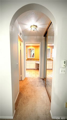 12022 Falcon Crest, Los Angeles, CA 91326