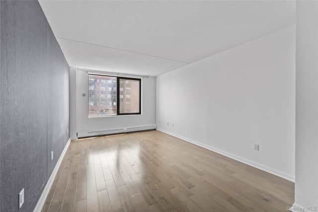 4 Martine Avenue 1109, White Plains, NY 10606
