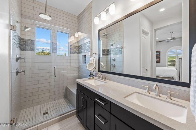14333 N Mickelson Canyon Court, Oro Valley, AZ 85755