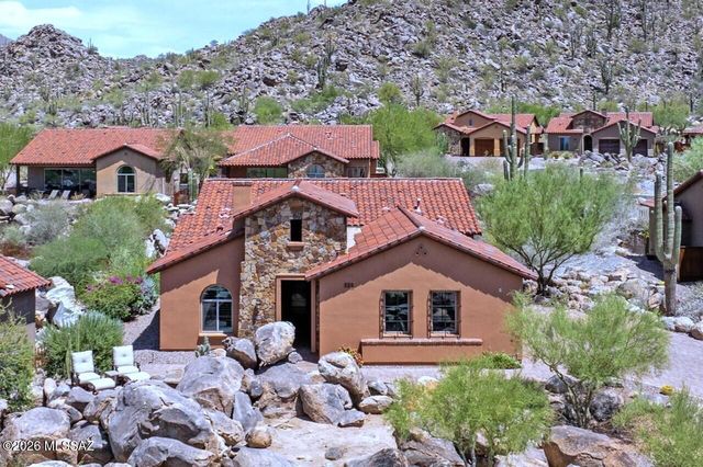 14333 N Mickelson Canyon Court, Oro Valley, AZ 85755