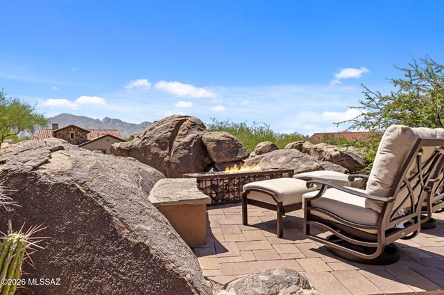 14333 N Mickelson Canyon Court, Oro Valley, AZ 85755