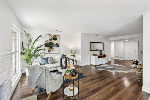 1371 Orchard Circle, Upland, CA 91786