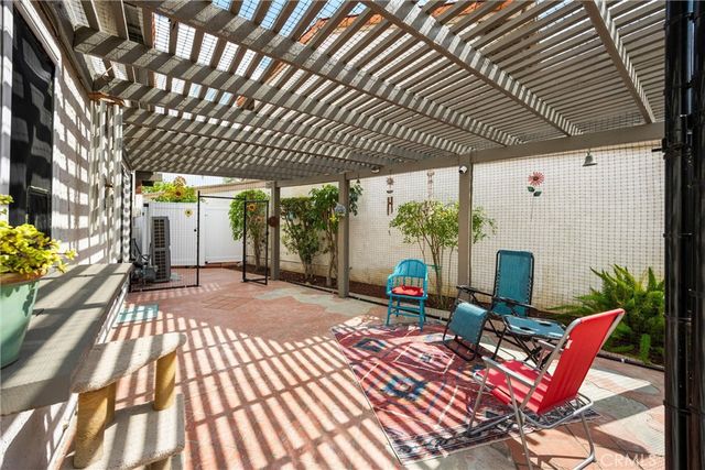 1371 Orchard Circle, Upland, CA 91786