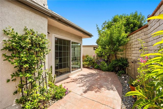 1371 Orchard Circle, Upland, CA 91786