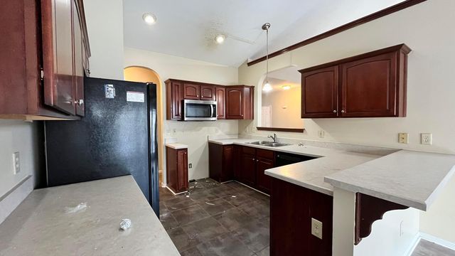 8947 Creek View Street, Canal Winchester, OH 43110