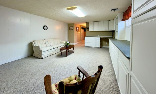 4402 Whited Drive, Vienna, WV 26105