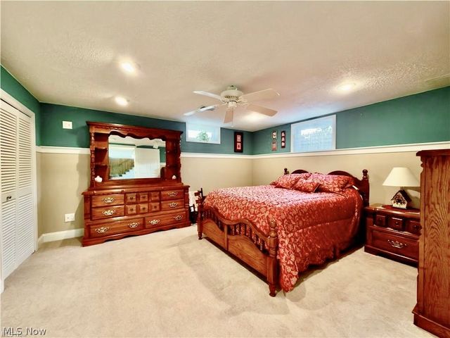 4402 Whited Drive, Vienna, WV 26105