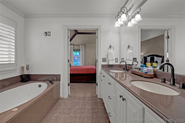 830 W 145th Street S, Glenpool, OK 74033