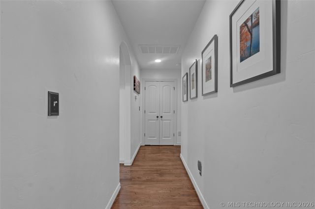 830 W 145th Street S, Glenpool, OK 74033