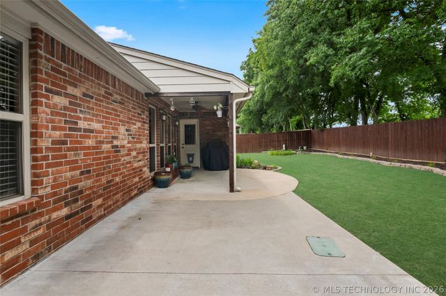 830 W 145th Street S, Glenpool, OK 74033