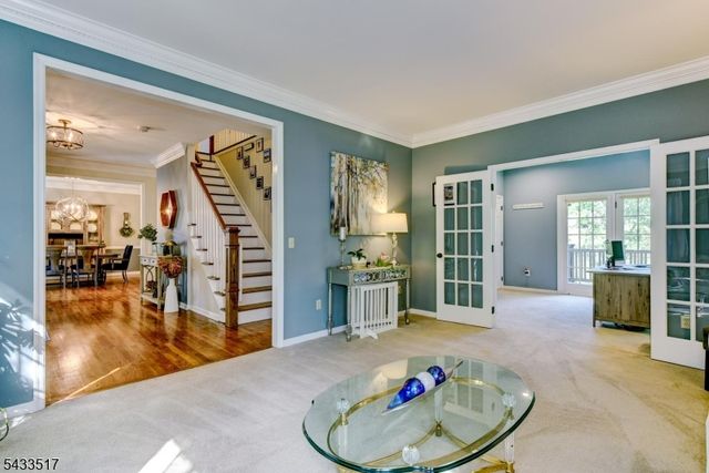 302 Kelly Dr, Branchburg Twp., NJ 08853