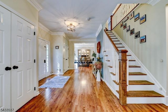 302 Kelly Dr, Branchburg Twp., NJ 08853