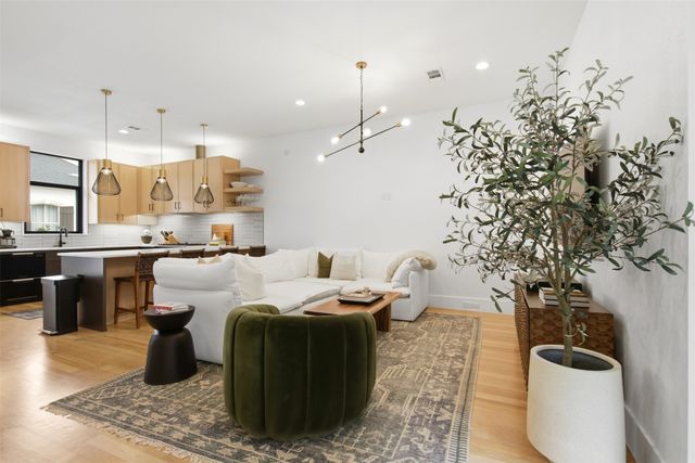 3541 Kalterra, Dallas, TX 75219