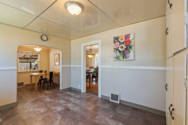 410 W Shannon Ave, Spokane, WA 99205