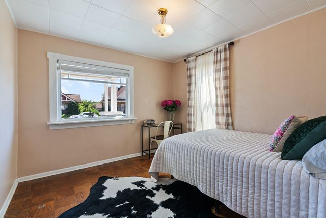 410 W Shannon Ave, Spokane, WA 99205