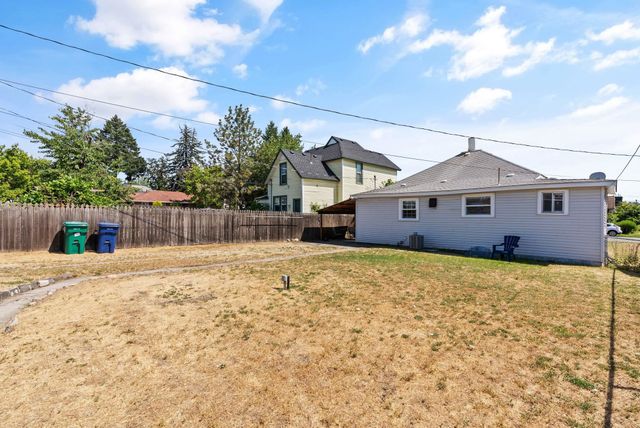 410 W Shannon Ave, Spokane, WA 99205