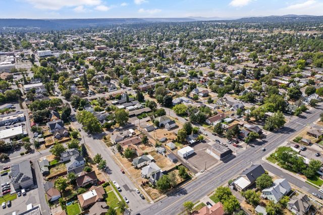 410 W Shannon Ave, Spokane, WA 99205