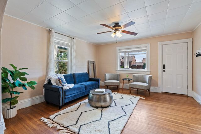 410 W Shannon Ave, Spokane, WA 99205