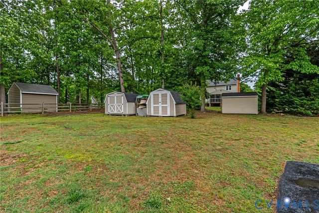 7450 Lake Terrell Dr, Hanover, VA 23111