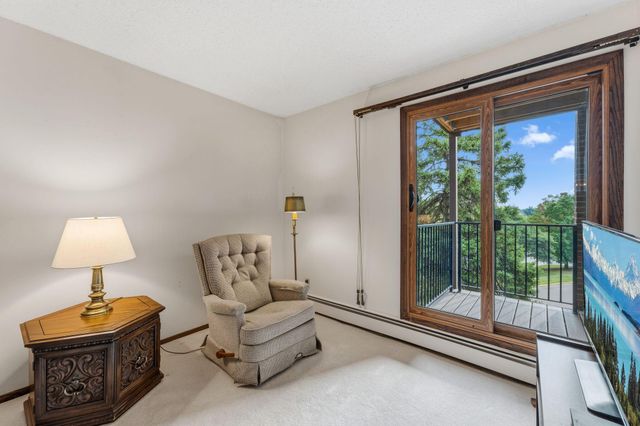 9500 Collegeview Road 206, Bloomington, MN 55437