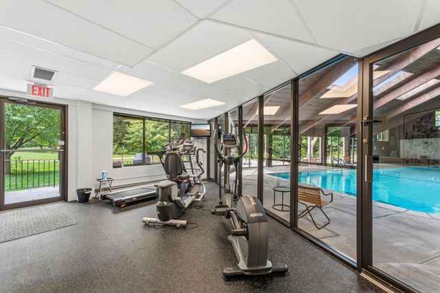 9500 Collegeview Road 206, Bloomington, MN 55437