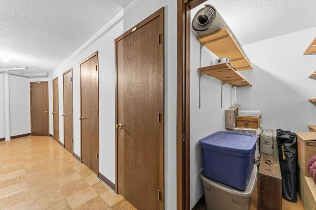 9500 Collegeview Road 206, Bloomington, MN 55437