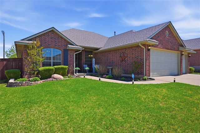 16912 Hardwood Place, Edmond, OK 73012