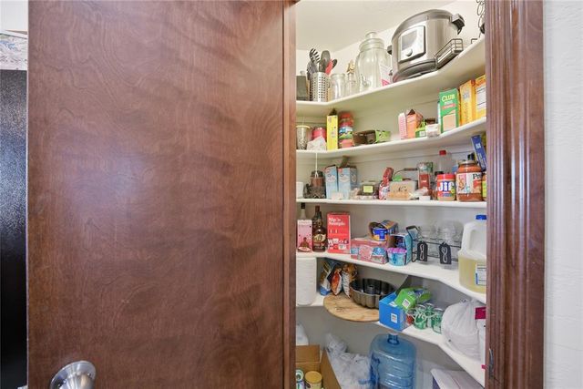 16912 Hardwood Place, Edmond, OK 73012