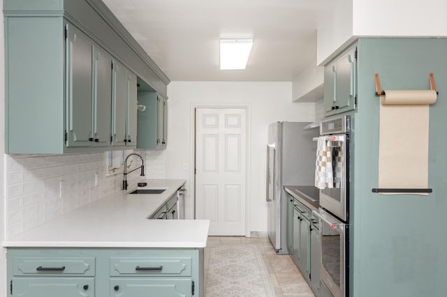 514 7th Avenue W, West Fargo, ND 58078