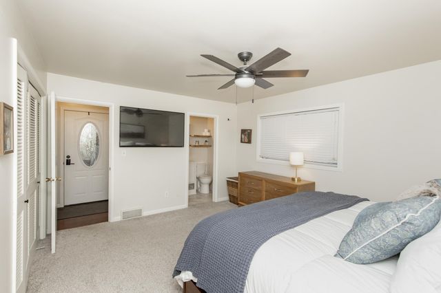 514 7th Avenue W, West Fargo, ND 58078