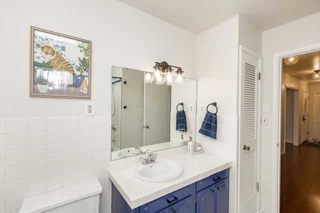 514 7th Avenue W, West Fargo, ND 58078