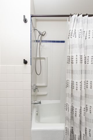 514 7th Avenue W, West Fargo, ND 58078