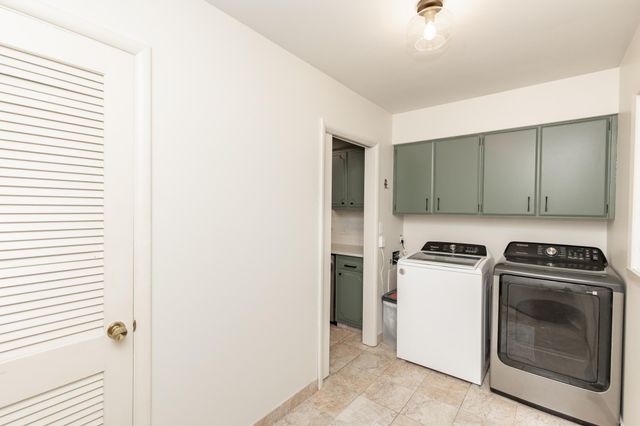 514 7th Avenue W, West Fargo, ND 58078