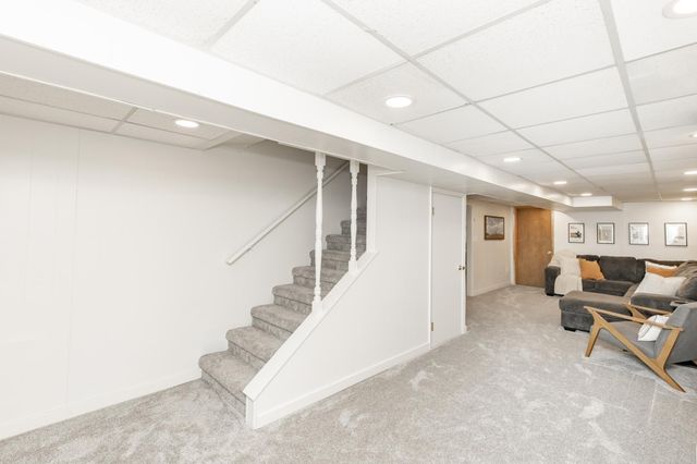 514 7th Avenue W, West Fargo, ND 58078