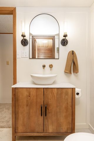 514 7th Avenue W, West Fargo, ND 58078