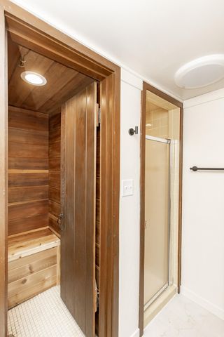 514 7th Avenue W, West Fargo, ND 58078